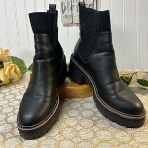Dolce Vita Trooper boots size 9